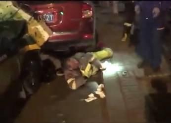轻生被救吃瓜视频,轻生者被紧急救援，网友热议吃瓜现场