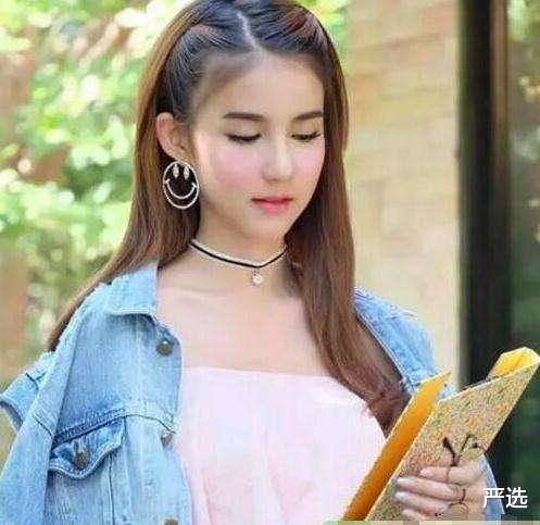 白灯泡女明星,揭秘白灯泡女明星的璀璨人生