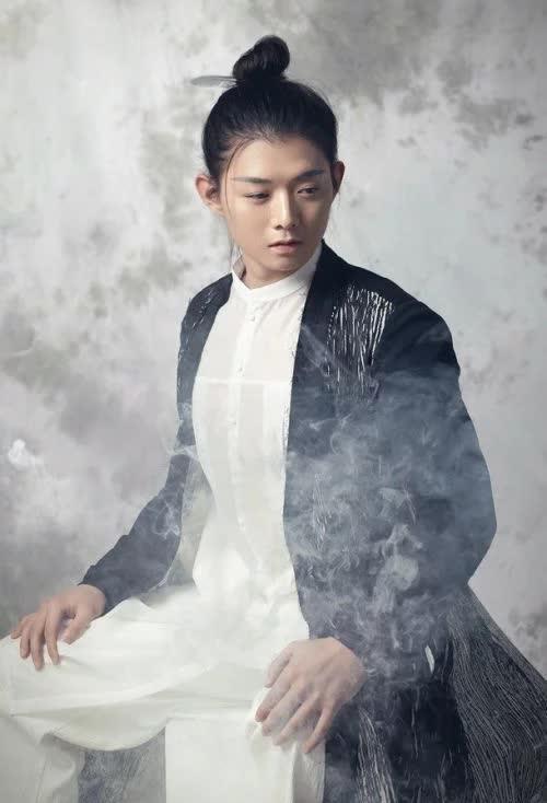 叫尊的男明星,魅力四溢的影视界新星