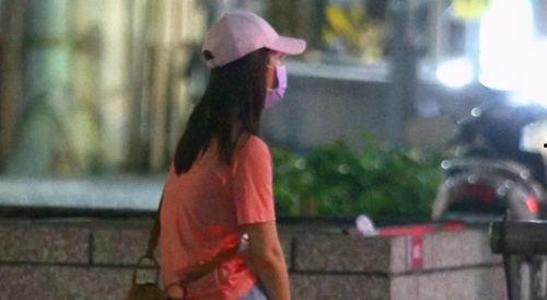 四川吵架母女爆料者视频,激烈冲突引发网友热议