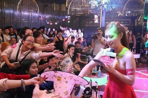 网红KTV唱太早,意外引发网友热议